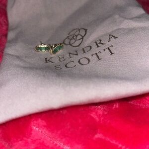 NTW Kendra Scott earrings